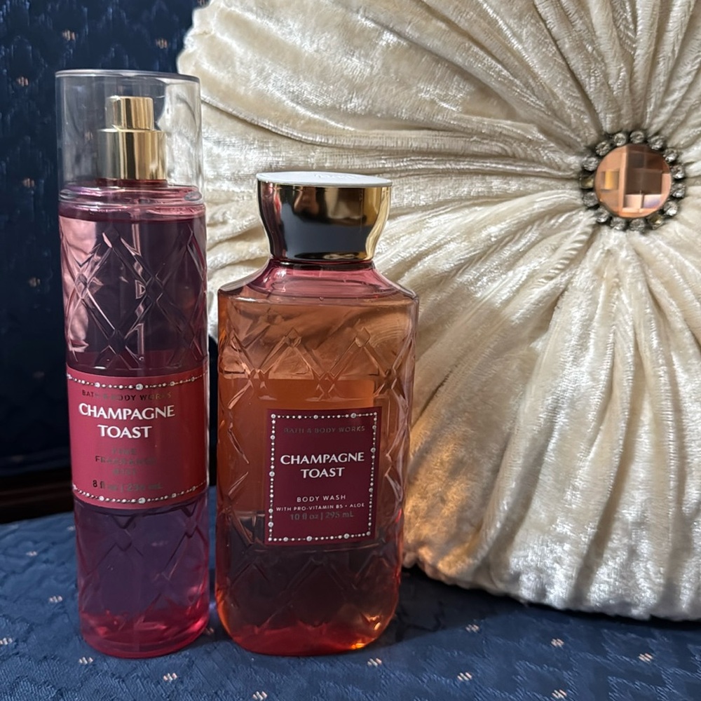 BATH & BODY WORKS SET. . . CHAMPAGNE TOAST SCENT - Picture 1 of 6